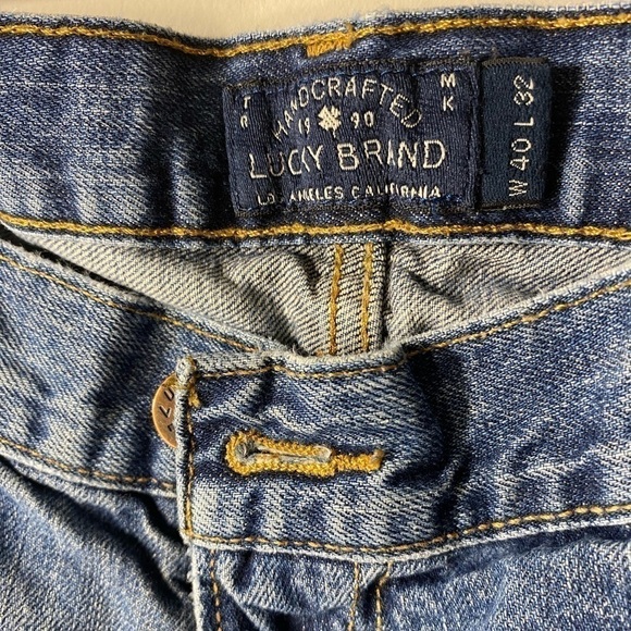 LUCKY BRAND 221 Original Straight Men’s jeans | Size W40 L32 - Picture 3 of 7